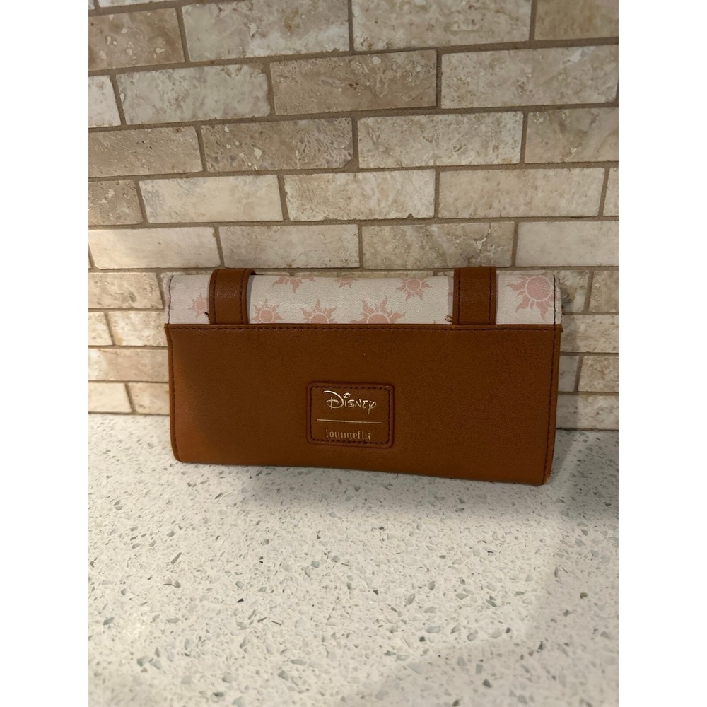 Loungefly Pascal Wallet Rapunzel RARE HTF - Picture 2 of 5